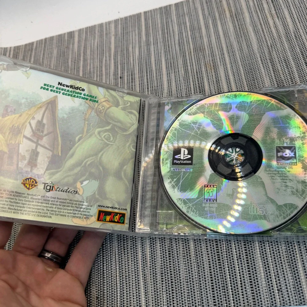 Tiny Toon Adventures The Great Beanstalk PS1 Sony PlayStation 1 1998 SLUS-00638